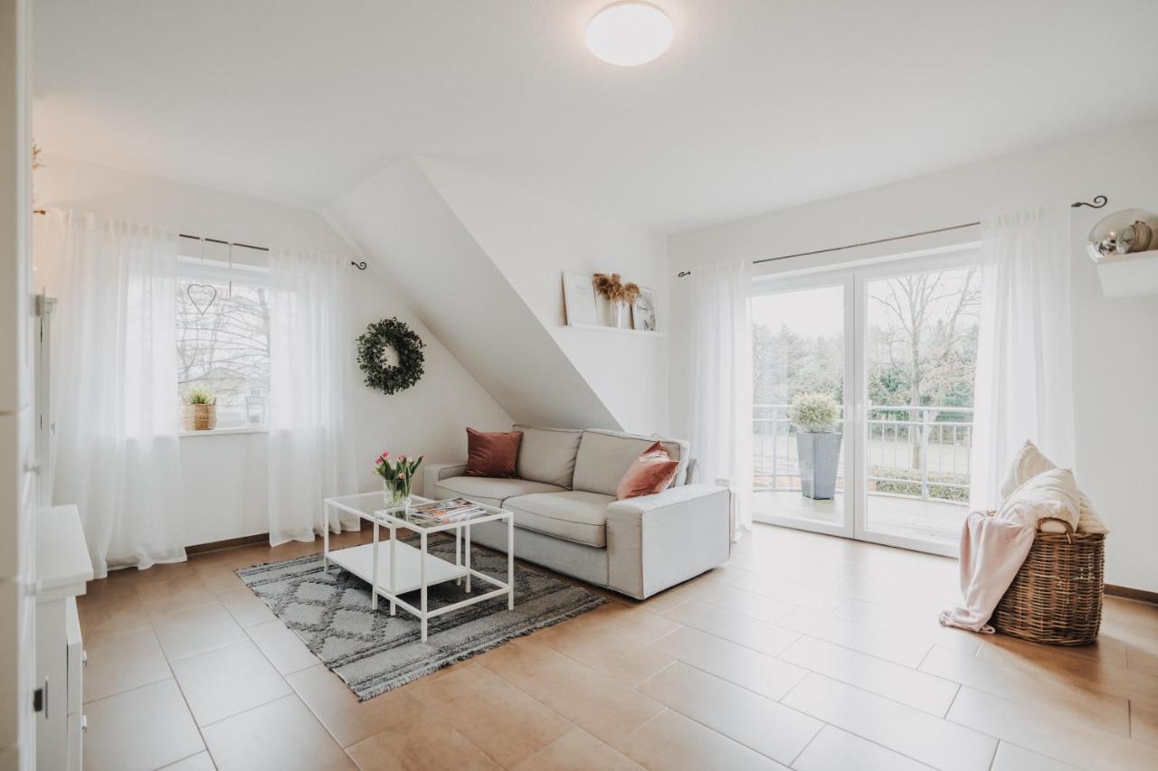 Ferienwohnung Weidenblick Varel Buitenkant foto