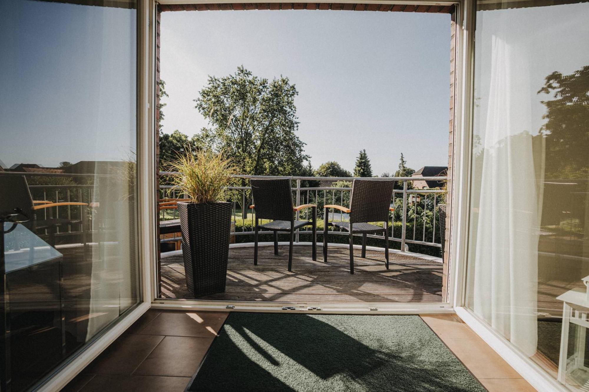 Ferienwohnung Weidenblick Varel Buitenkant foto